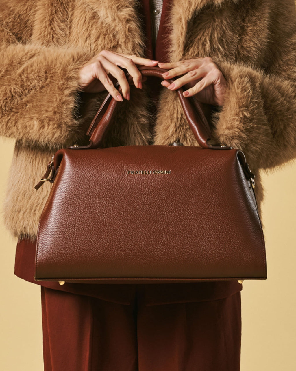 Cecilia (brown) - Italian calf leather women's handbag (with shoulder strap)