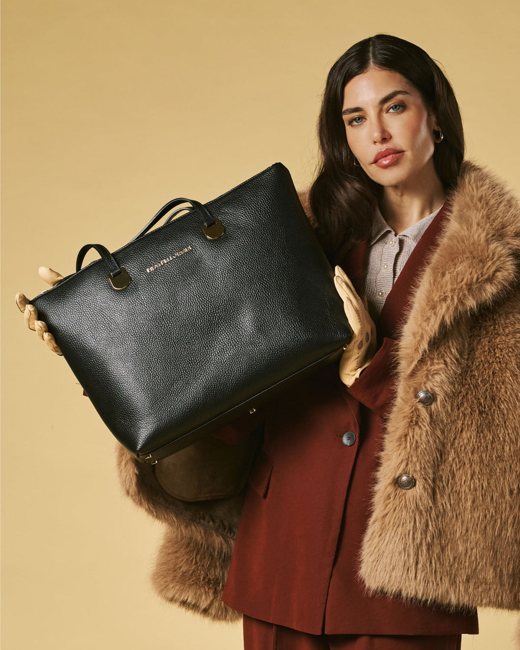 Simona (black) - Italian calf leather women's shoulder bag