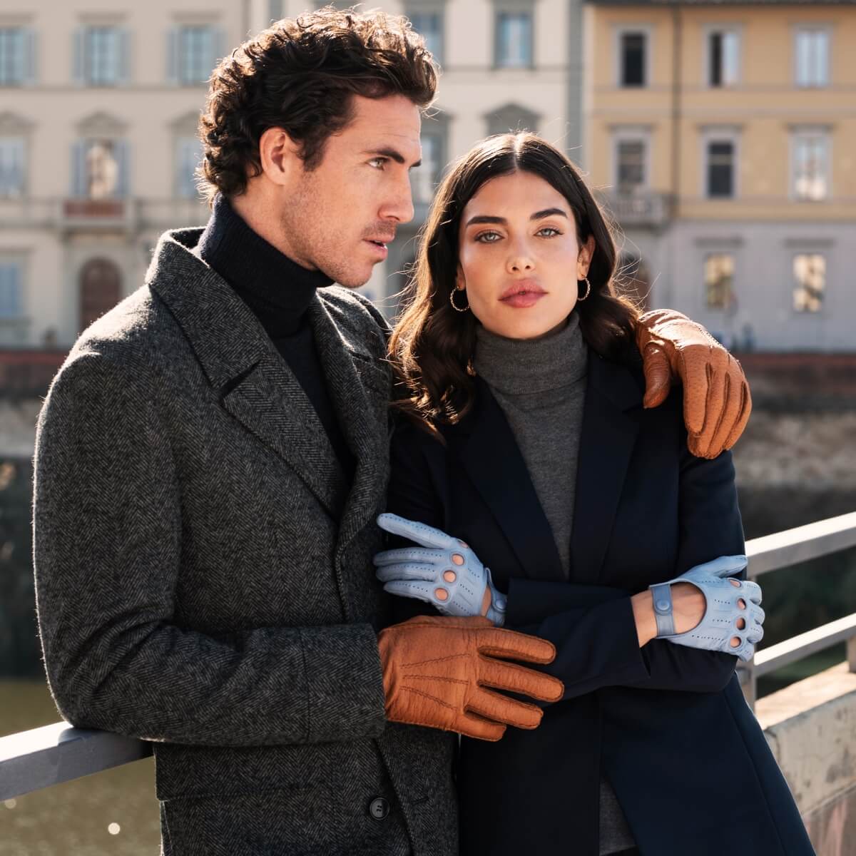 Alessa (sky) - Classic Italian lambskin leather driving gloves