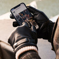 Alonzo (black) - Italian lambskin leather gloves with cashmere lining & touchscreen feature