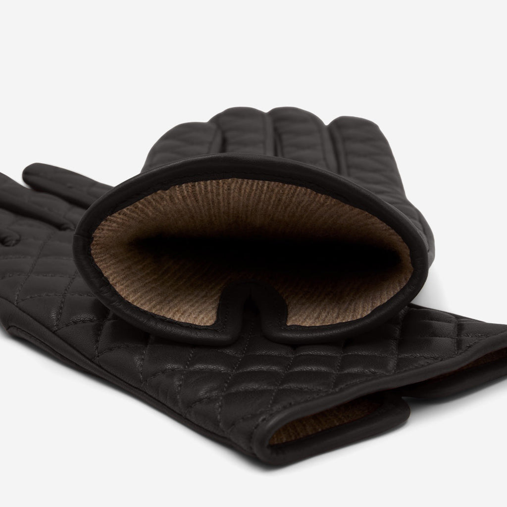 Emilia (black) - Classic Italian lambskin leather gloves with cashmere lining and checkered pattern