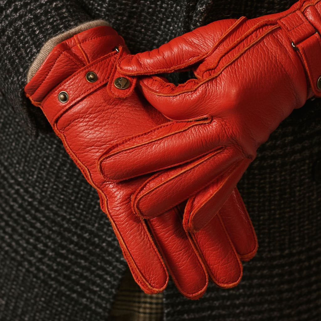 Emilio (orange) – Luxurious Italian deerskin gloves with cashmere lining and adjustable snap button