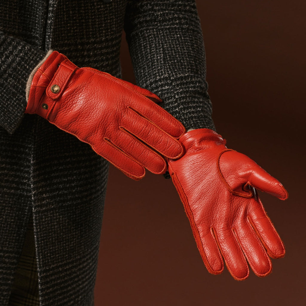 Emilio (orange) – Luxurious Italian deerskin gloves with cashmere lining and adjustable snap button
