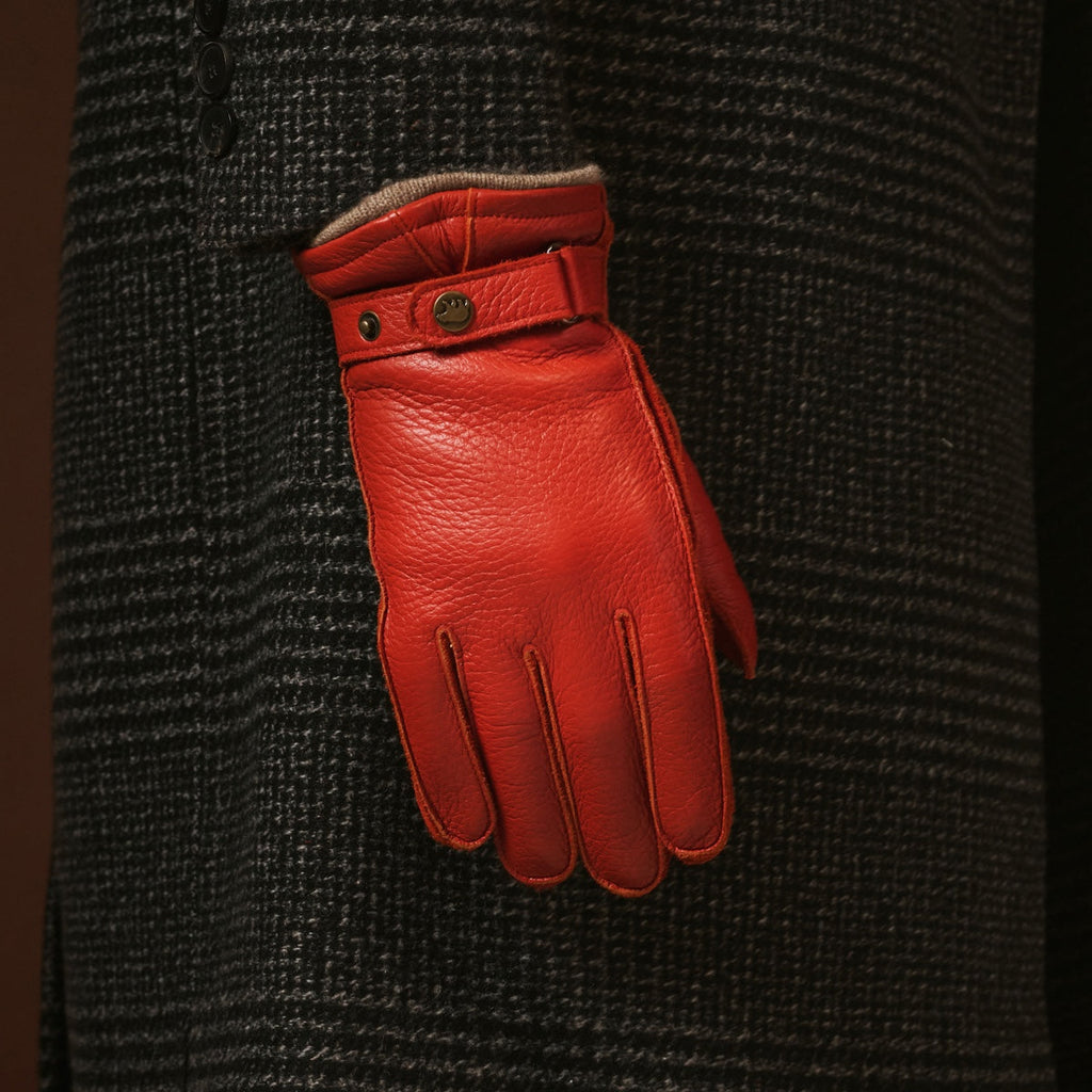 Emilio (orange) – Luxurious Italian deerskin gloves with cashmere lining and adjustable snap button