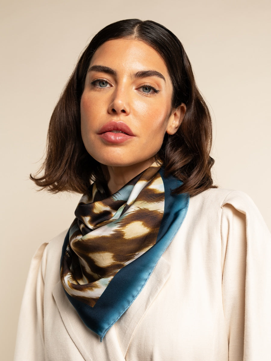 Bruna (blue)- Soft and lightweight Italian foulard from pure silk