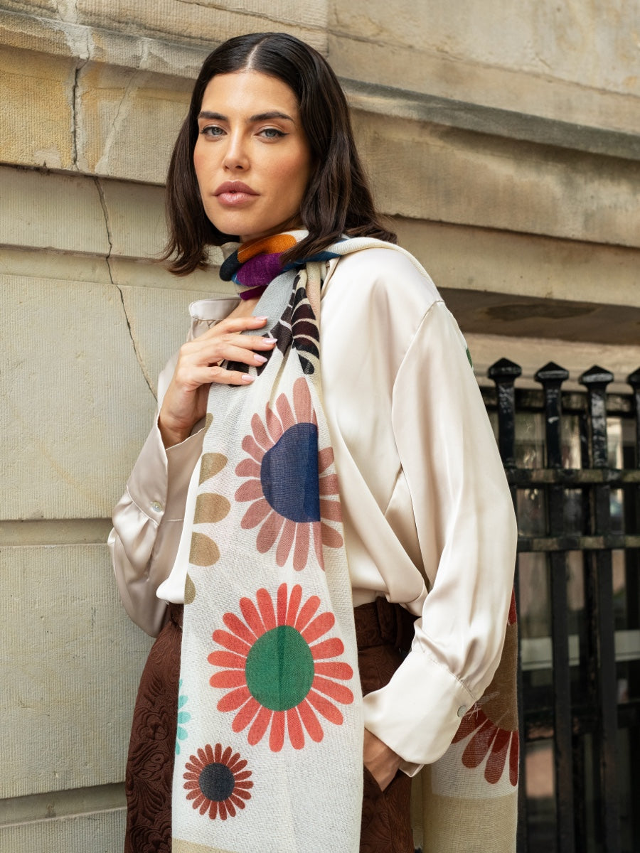 Evelina (yellow) - Soft and lightweight Italian scarf from premium wool