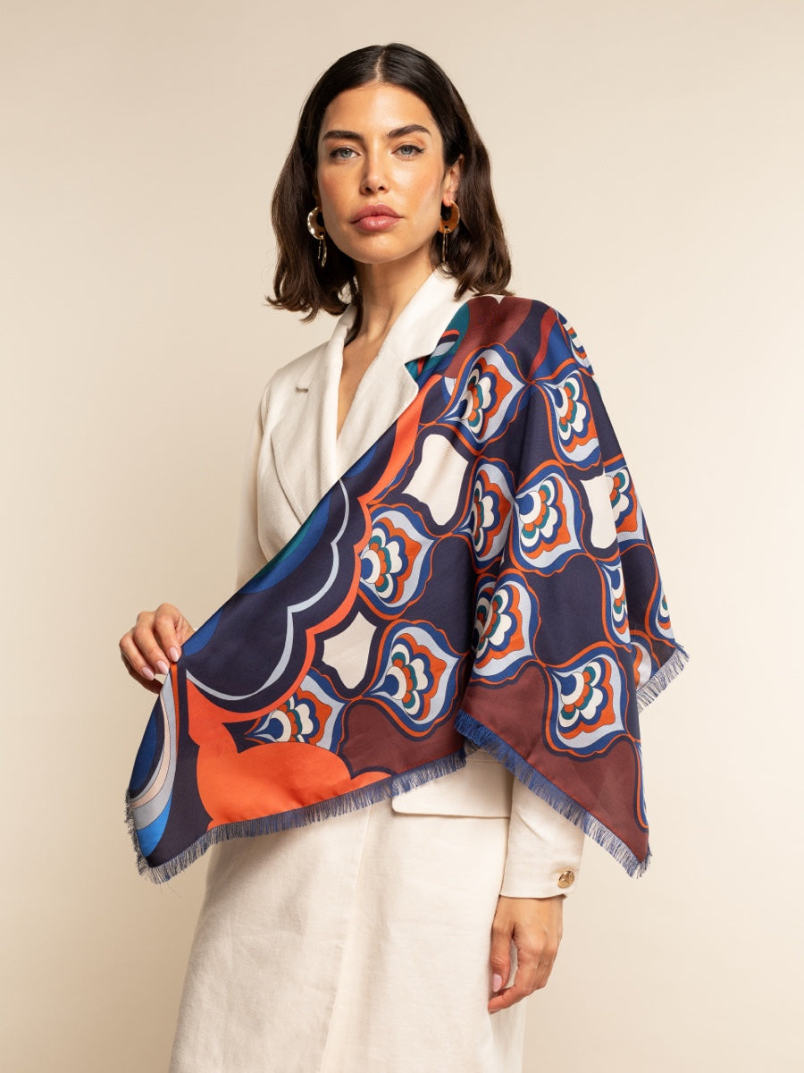 Giorgia (blue/red) - Italian soft and lightweight foulard made from pure silk
