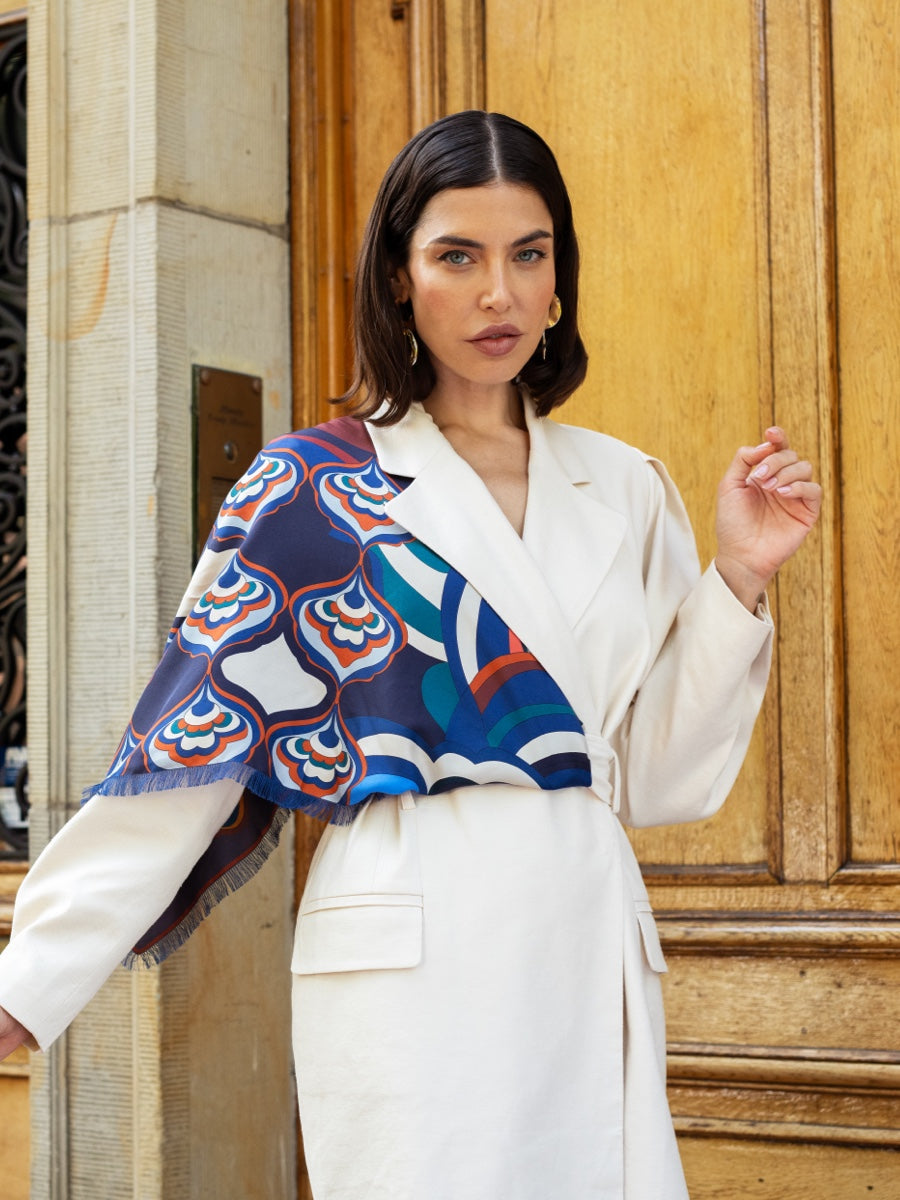 Giorgia (blue/red) - Italian soft and lightweight foulard made from pure silk
