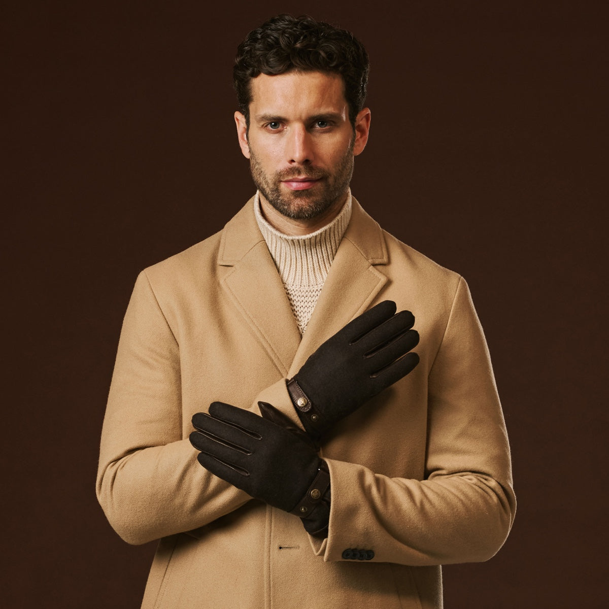 Fabrizio (dark brown) - Italian tweed men’s gloves with touchscreen capability and adjustable snap button