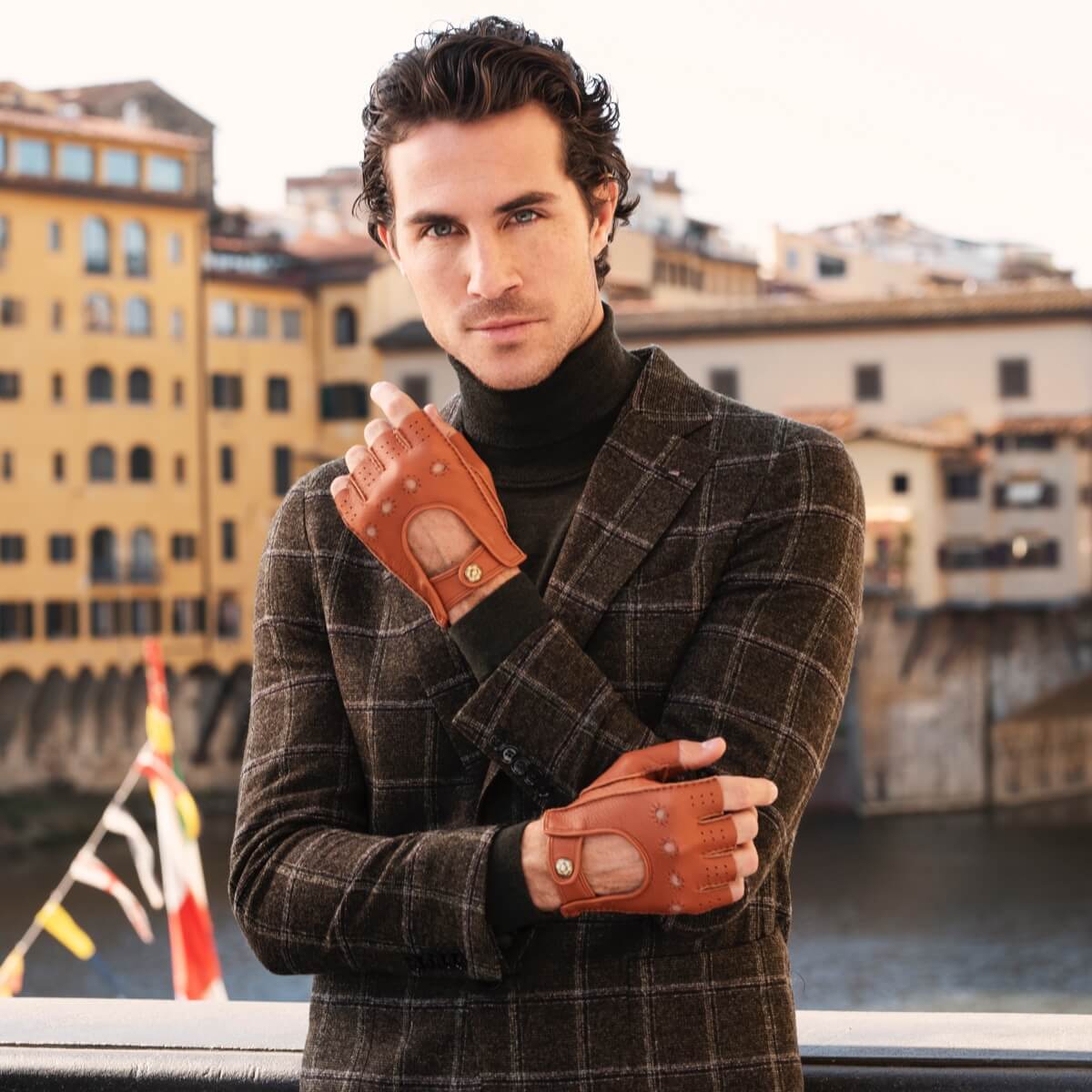 Vincenzo (brown) - Fingerless Italian driving gloves made of American deerskin leather