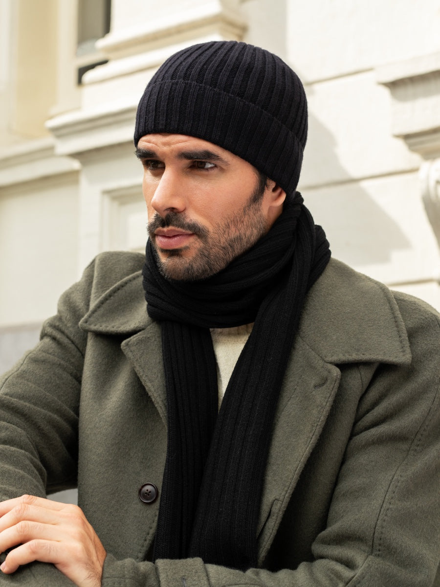 Napoli (black) - Italian 100% cashmere ribbed scarf (unisex)