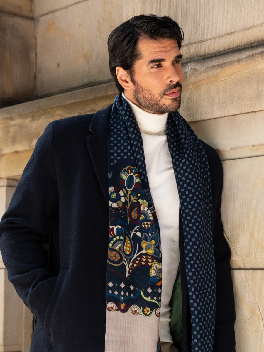 Edoardo (blue) - Soft and lightweight Italian scarf from 100% wool