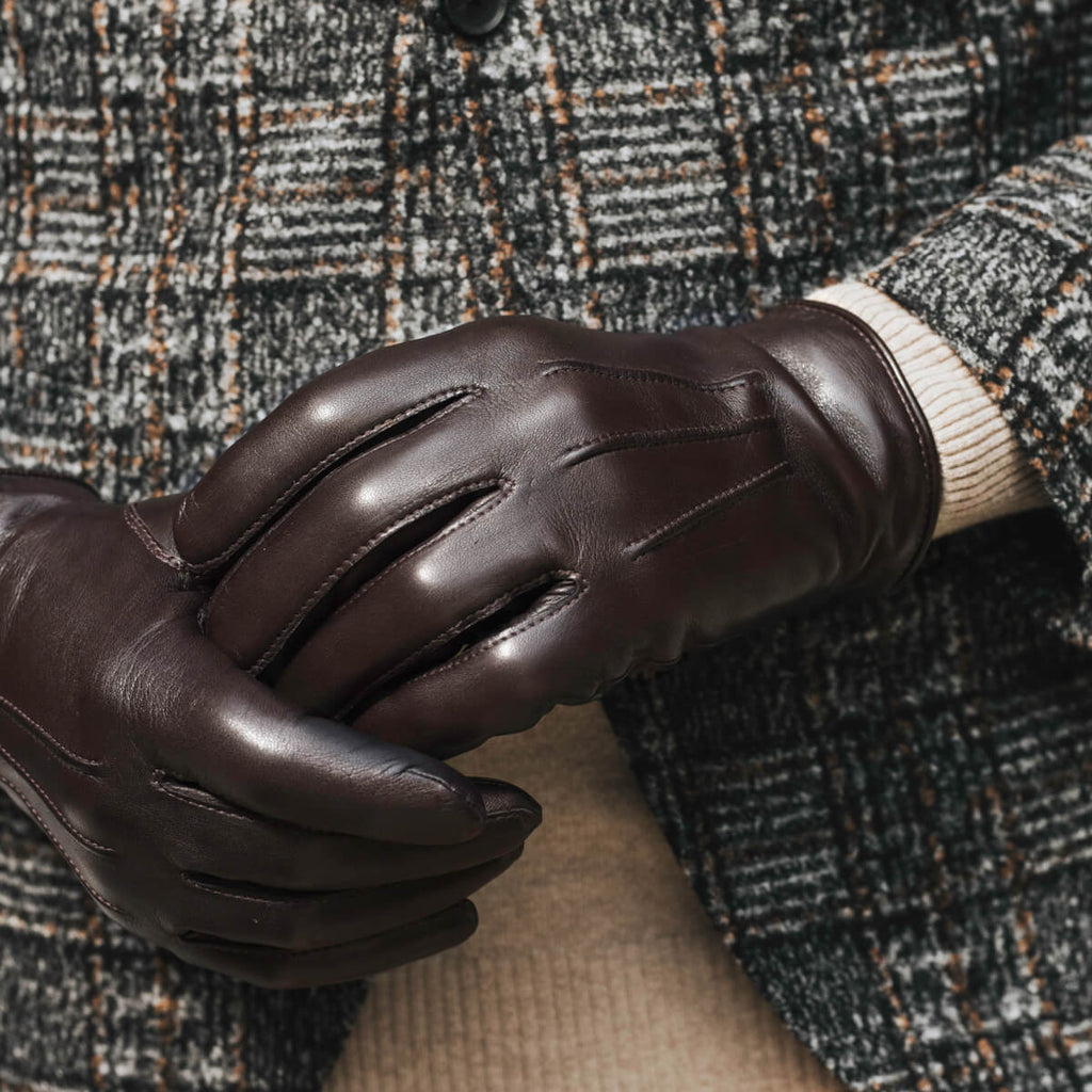 Giovanni (dark brown) - Classic Italian lambskin leather gloves with cashmere lining