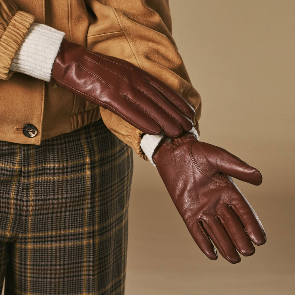Julietta (brown) - Lambskin leather gloves with plush rabbit fur lining and touchscreen feature