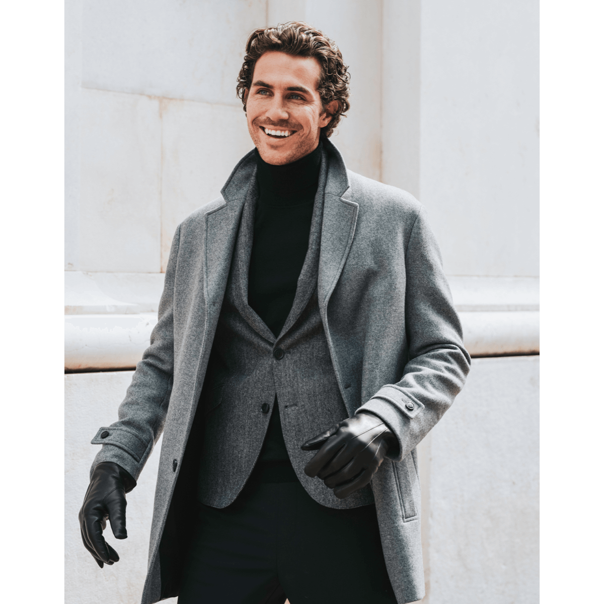 Marco (black) - Italian lambskin leather gloves with white rabbit fur lining