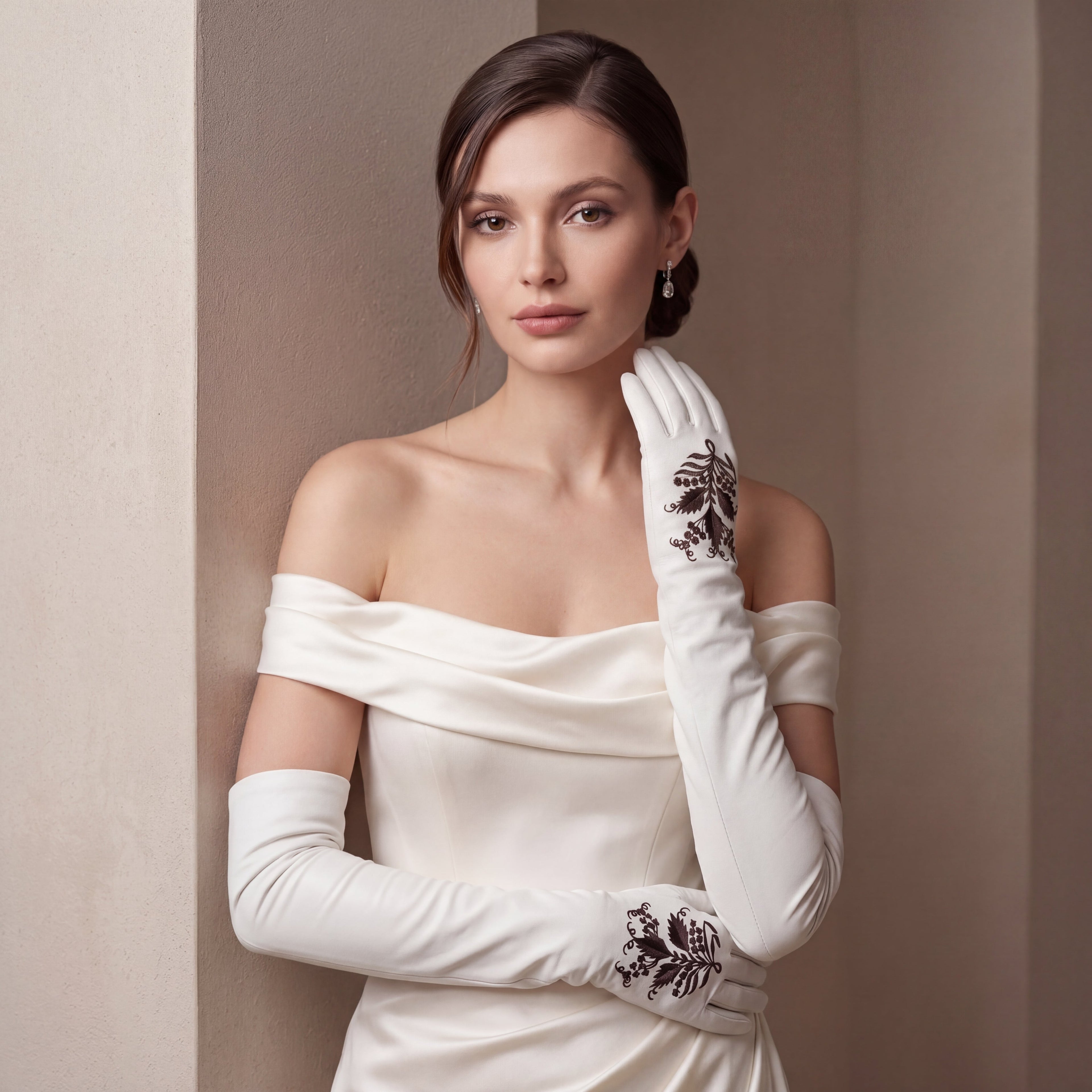 PZ01W14G (white) - Unlined Italian lambskin 16-button opera gloves with embroidery