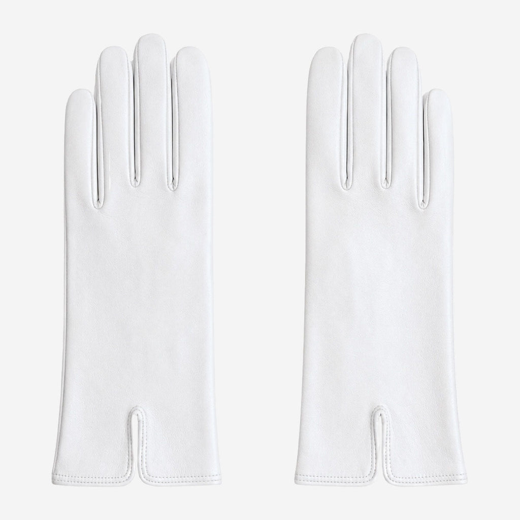 PZ01 (white) – Embroidered unlined Italian lambskin opera gloves