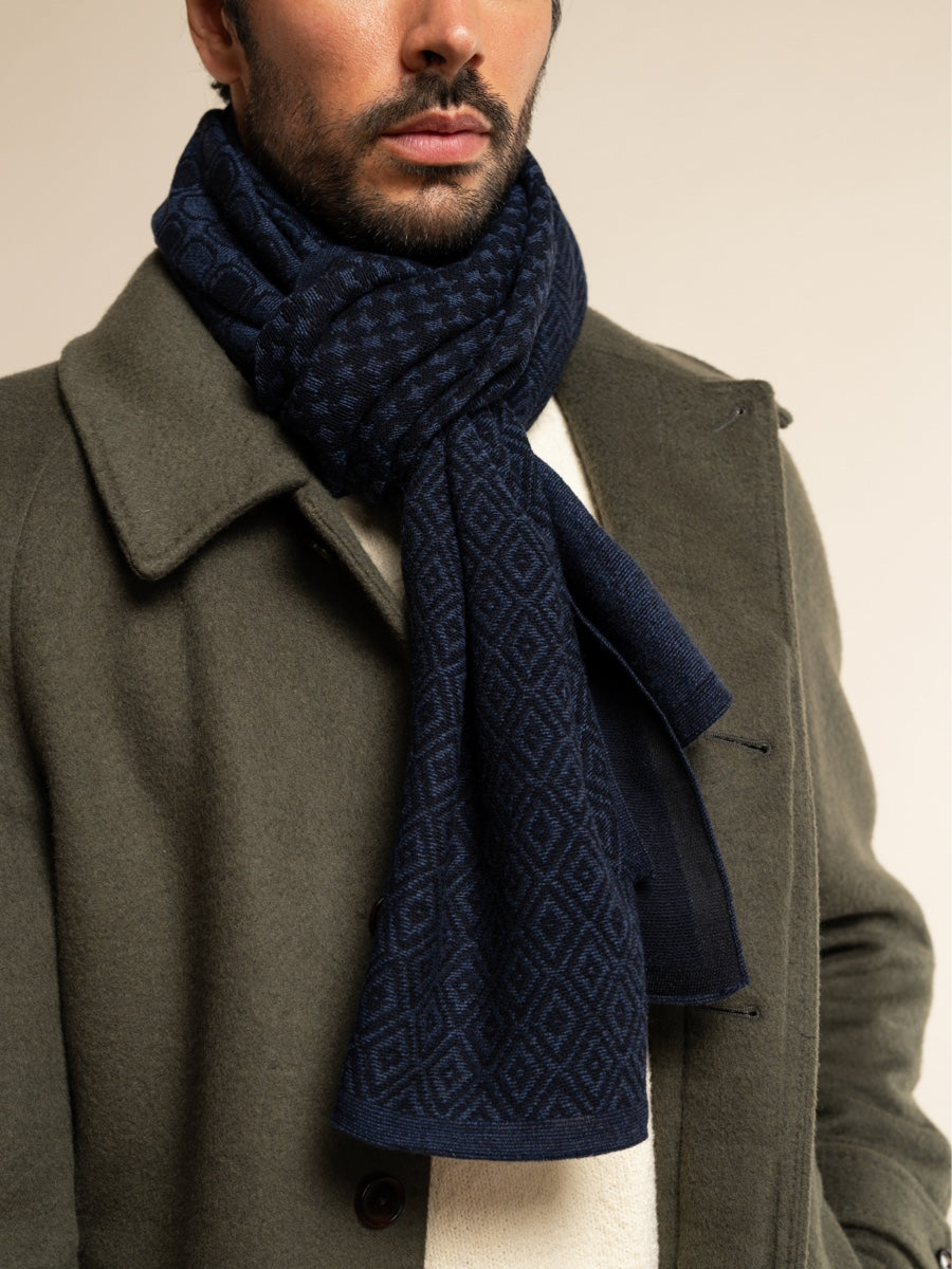 Bruno (blue) - Warm and soft Italian scarf from wool blend