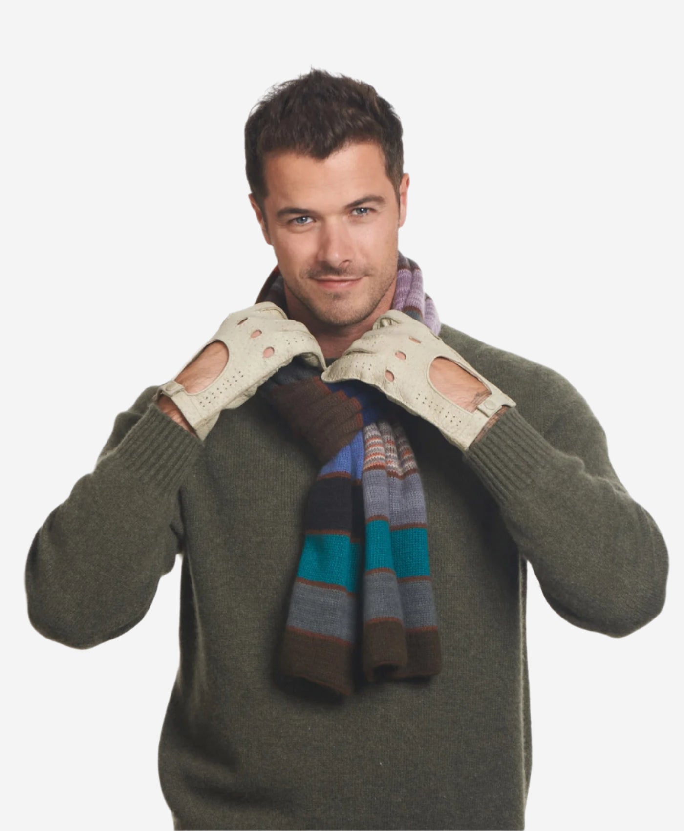 CA3335 (alabaster) - Handsewn Italian peccary men's driving gloves